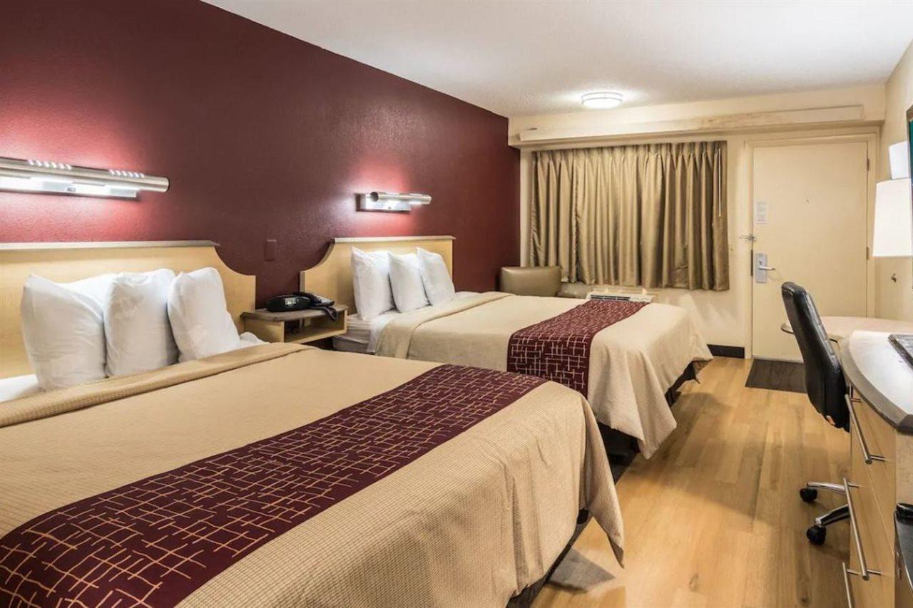 Red Roof Inn Detroit Metro Airport - בלוויל מראה חיצוני תמונה
