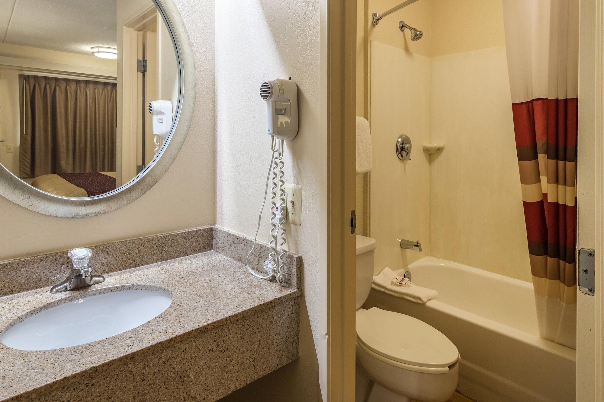 Red Roof Inn Detroit Metro Airport - בלוויל מראה חיצוני תמונה