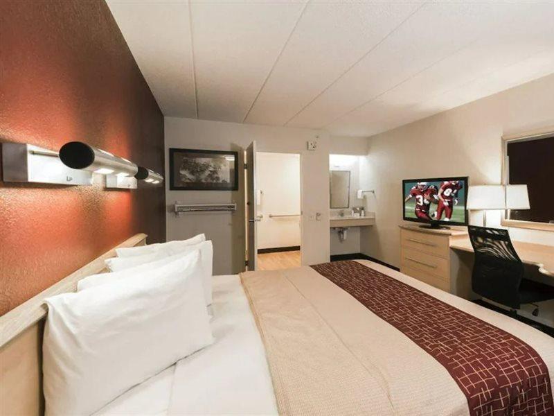 Red Roof Inn Detroit Metro Airport - בלוויל מראה חיצוני תמונה