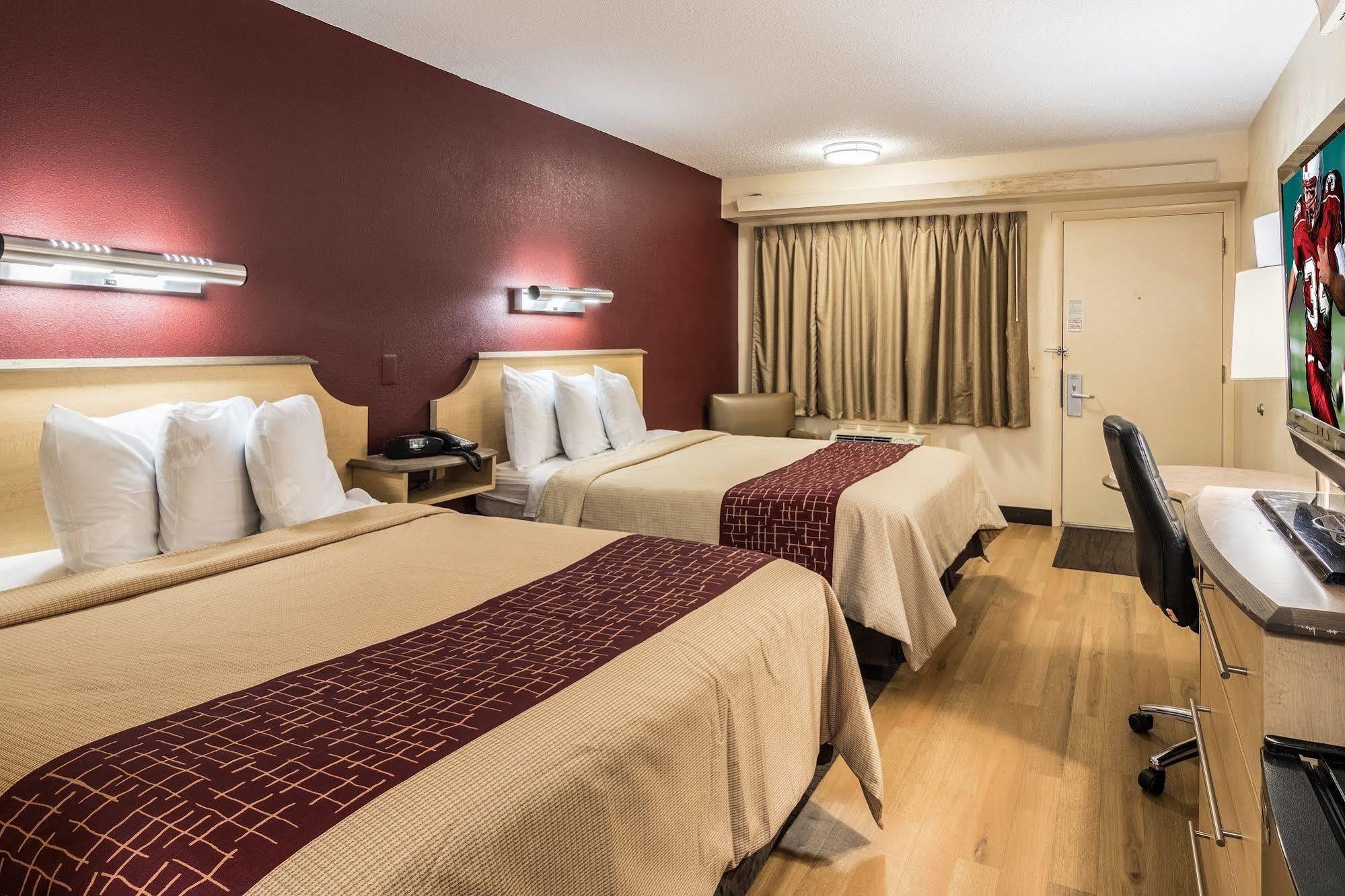 Red Roof Inn Detroit Metro Airport - בלוויל מראה חיצוני תמונה